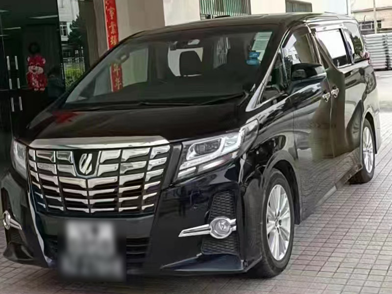 丰田阿尔法租车